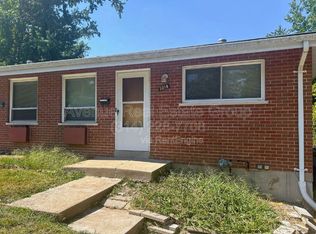 3219 Buder Ct, Saint Ann, MO 63074