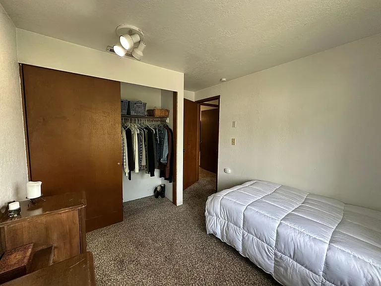 3025 Wilson Avenue Aly — Photo 35