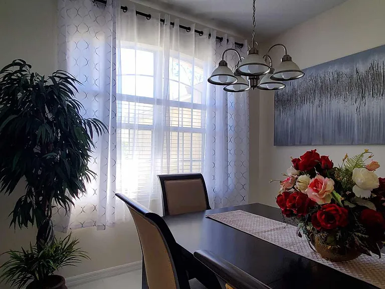 2323 Pan American Blvd — Photo 52