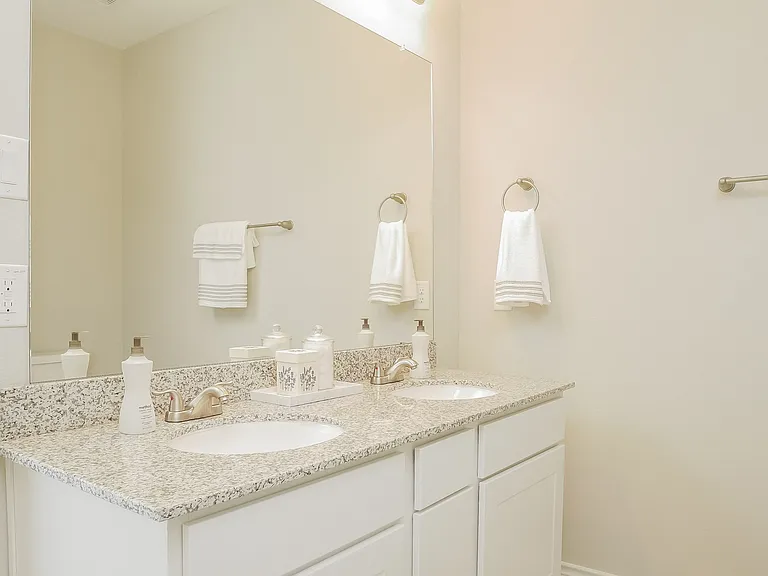 The Residences at Rayzor Ranch — Photo 32