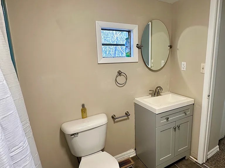 905 Sapphire Rd — Photo 4