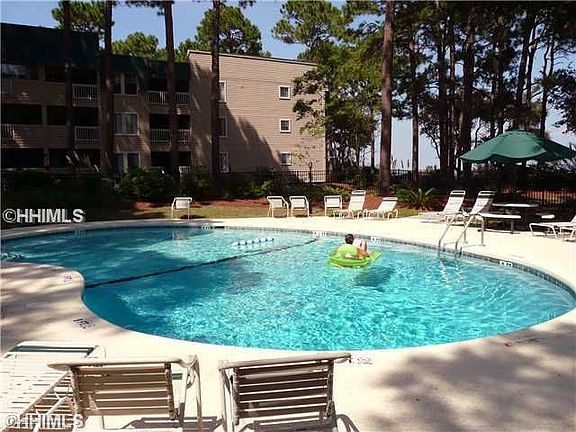 1 0f 3 pools