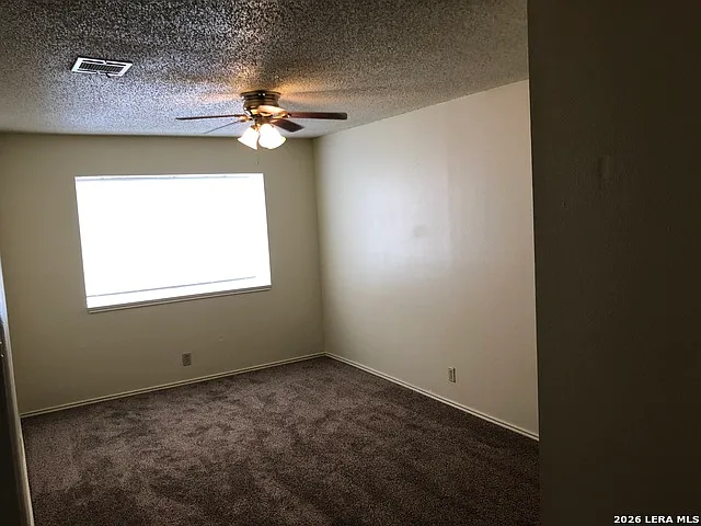 3 bed, 2.5 bath, 1202 sqft, $1,550 — Photo 2