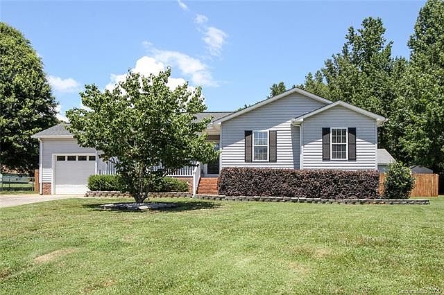 1st image of 709 Bowen Dr