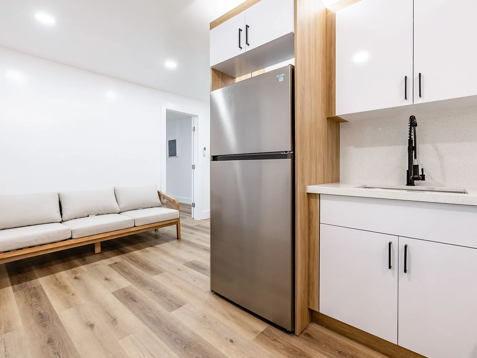 1 bed, 1.0 bath, 600 sqft, $1,950 — Photo 3