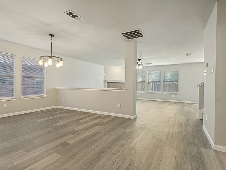 1817 Heron Dr — Photo 30