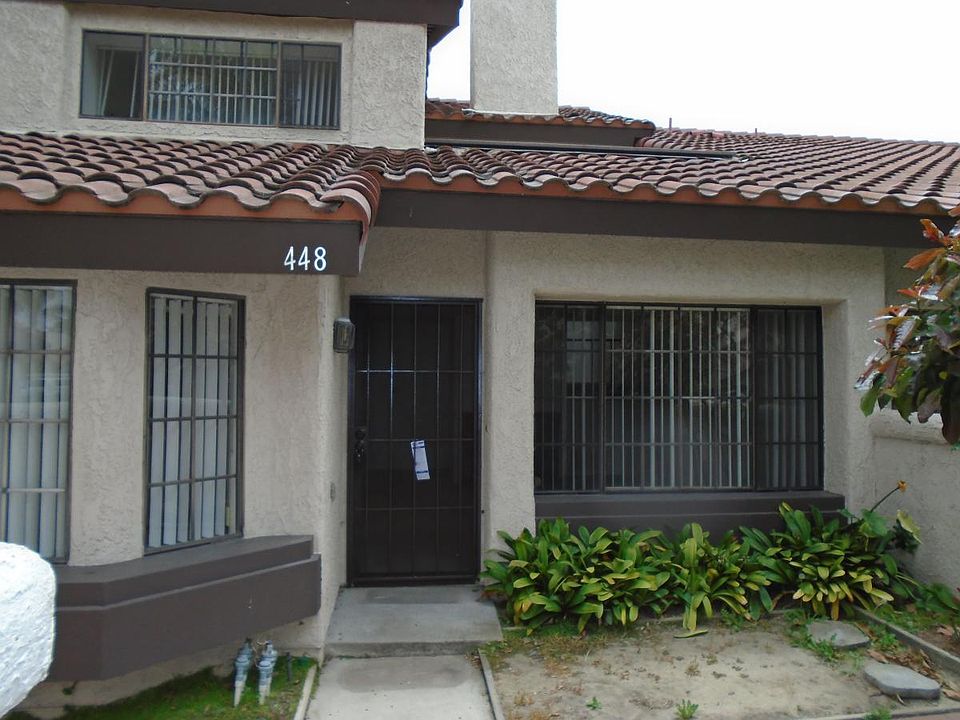 1st image of 448 Las Palomas Dr