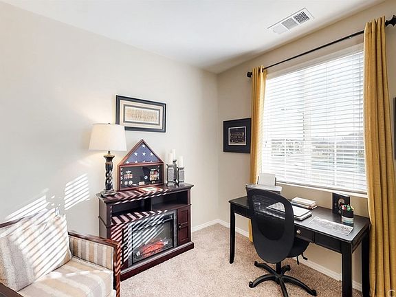 5th image of 37519 Coffeeberry Ct