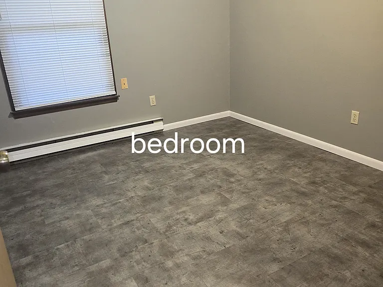 209 9th St #9 — Photo 14