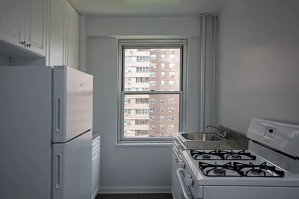 Sold by BSRG Realty | media 11