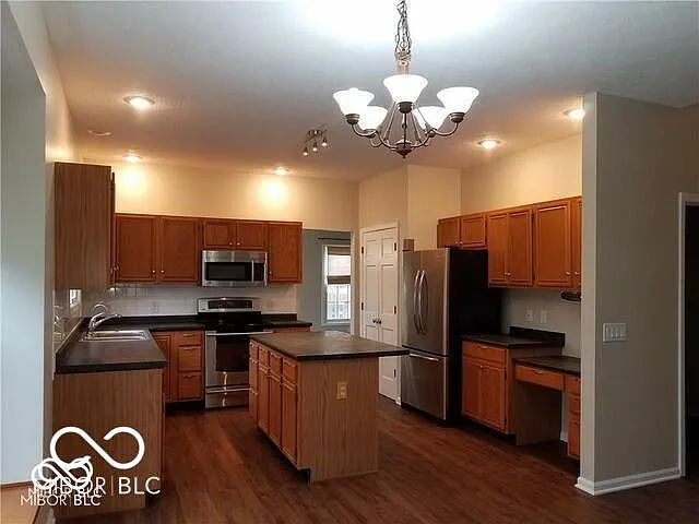 10926 Camden Ct — Photo 5