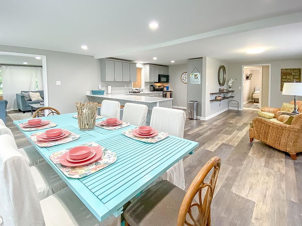 1st image of 7893 Whiteoak Aly