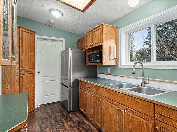 4th image of 4824 Andy Rd