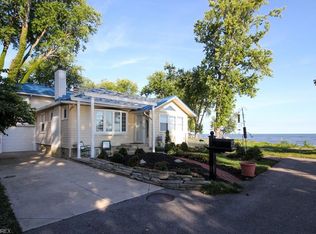 203 Ashland Ave, Huron, OH 44839