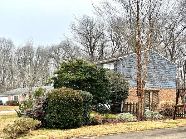 6817 Cedarwood Ct, Norfolk, VA 23513