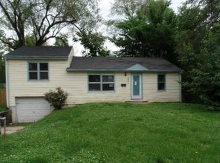 4432 Claudine Ln, Kansas City, KS 66102