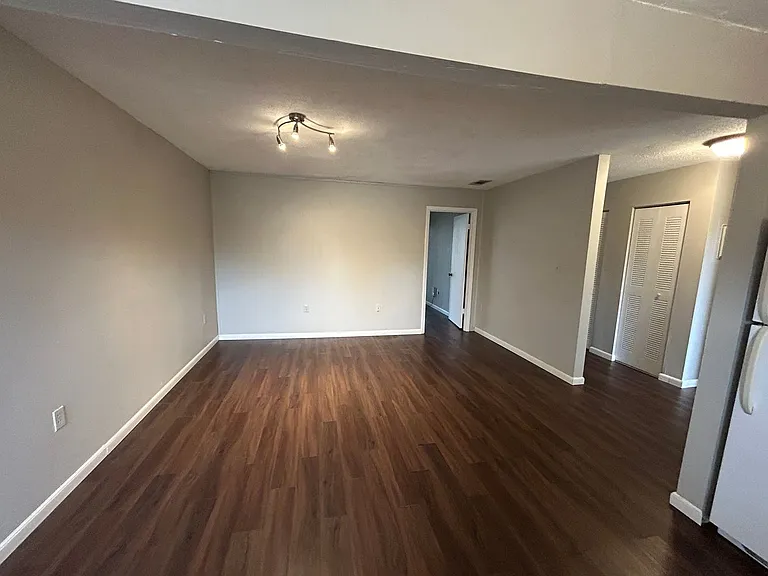 2811 SW Archer Rd #C18 — Photo 10