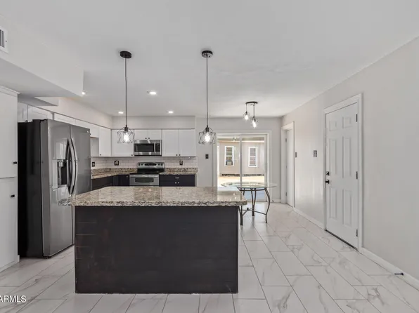 6044 W FLOWER Street, Phoenix, AZ 85033