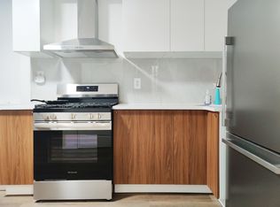 37-05 27th St #1, Long Island City, NY 11101