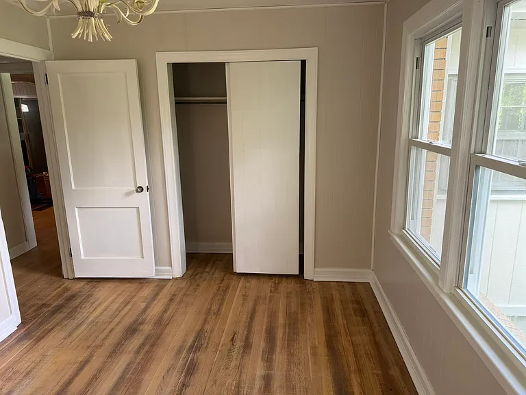 127 Longview Dr — Photo 13