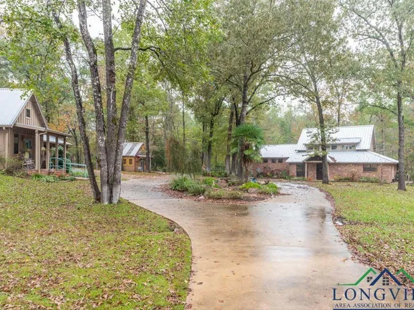 427 Cox Ln, Longview, TX 75605