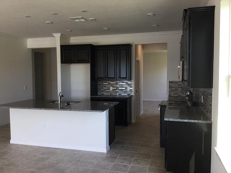 1630 Kingfisher Ct — Photo 10