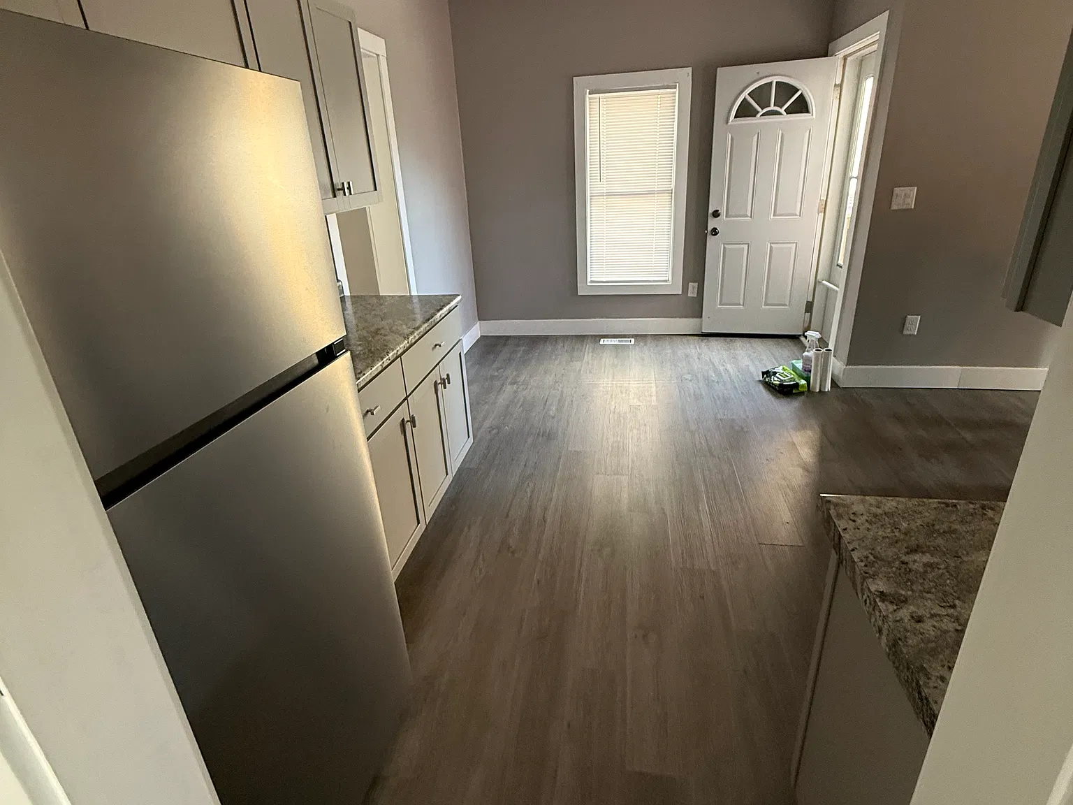 2 bed, 800 sqft, $1,200 — Photo 1