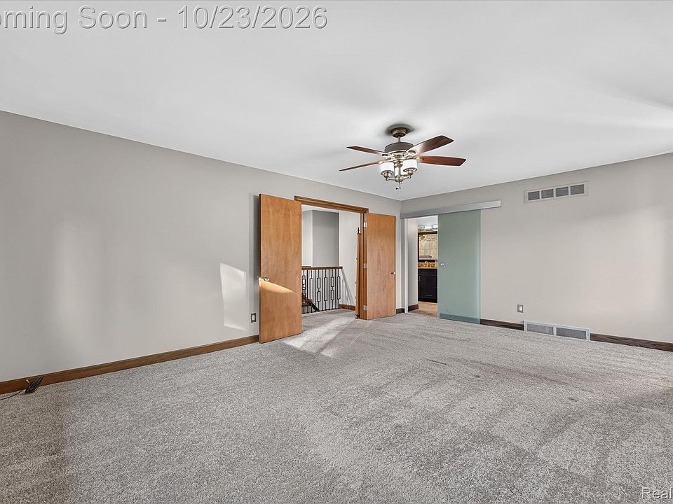 41 Hurondale Dr, photo 21