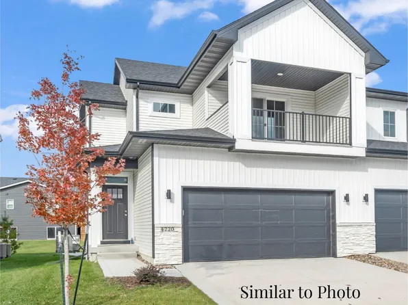 210 NE Doe Pointe Ln, Ankeny, IA 50021