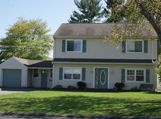 20 Stuart Ln, Wayne, NJ 07470