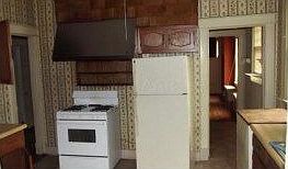 4th image of 1472 Faxon Ave