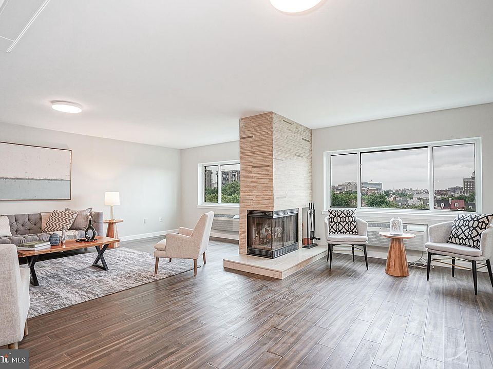 1st image of 200-10 Lombard St #810