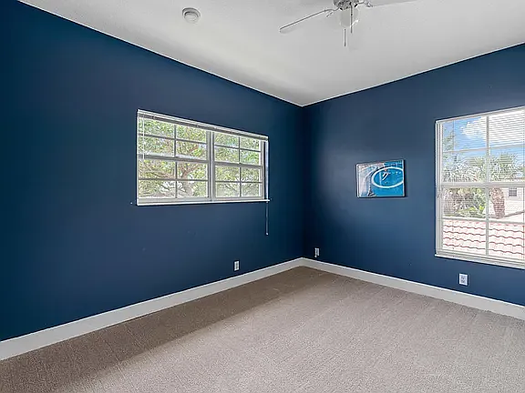 558 Tomahawk Ct — Photo 3