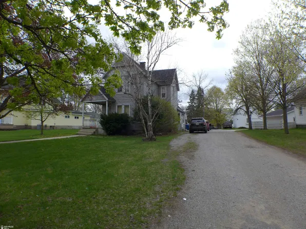 817 W Huron Ave, Vassar, MI 48768