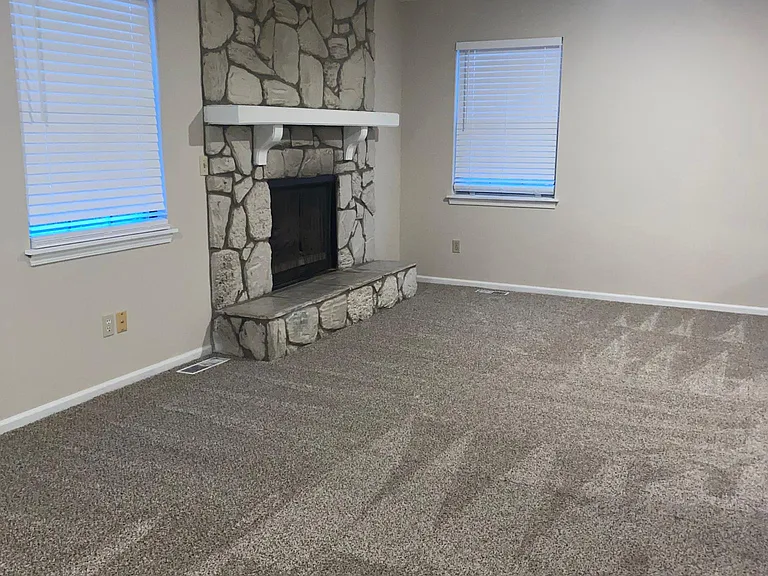 9918 N Cherry Dr — Photo 6