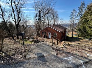 601 Howard St, Ambridge, PA 15003