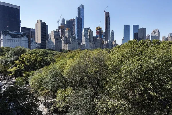 Sold by Brown Harris Stevens | media 23