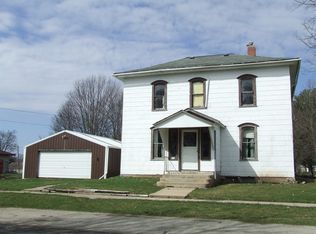 412 N Lee St, Davis, IL 61019