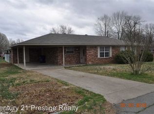 12 Griffin St, Ward, AR 72176