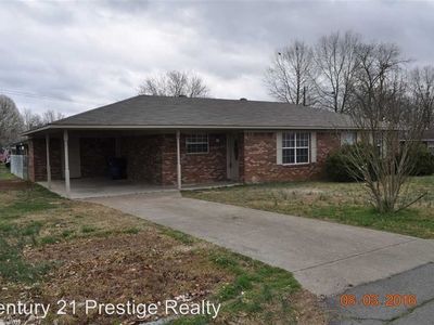 12 Griffin St, Ward, AR, 72176