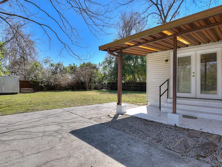 126 Horry St SE — Photo 43
