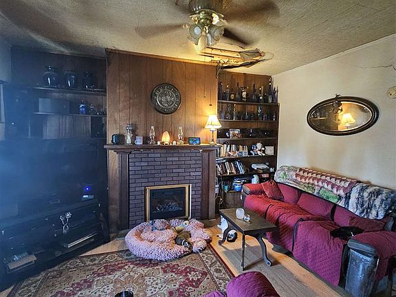 3rd image of 715 S 21st St