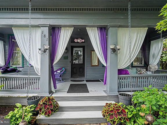3rd image of 181 Main St