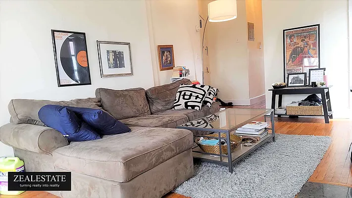 Rented by ZealEstate Group Inc | media 19