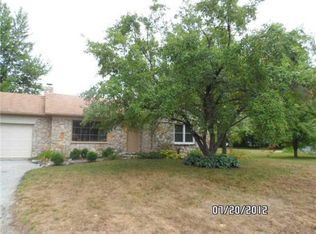 559 Shoreline Dr, Cicero, IN 46034