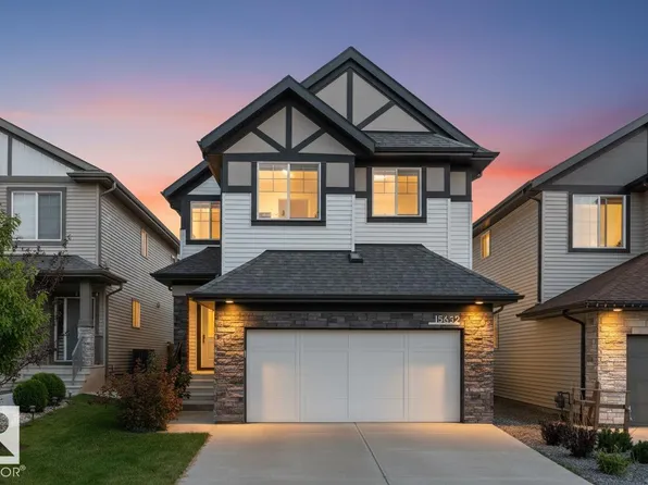 15632 16th Ave SW, Edmonton, AB T6W 4S2