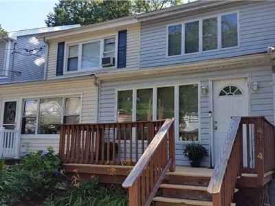 4114 247th St, Flushing, NY, 11363