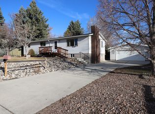 1347 Lewis St, Sheridan, WY 82801