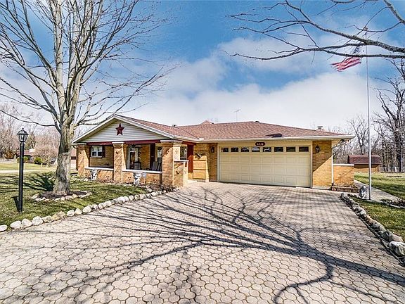 3rd image of 6236 Woodville Dr