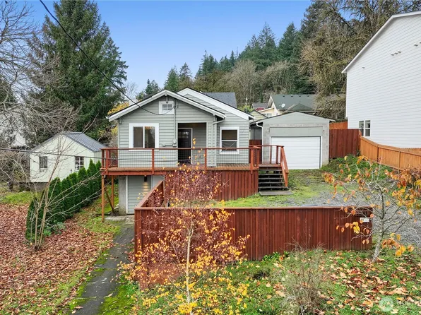 1241 NW Couch Street, Camas, WA 98607